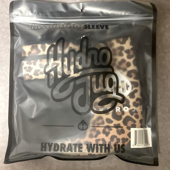 HydroJug Neoprene Leopard Sleeve - Picture 1 of 1